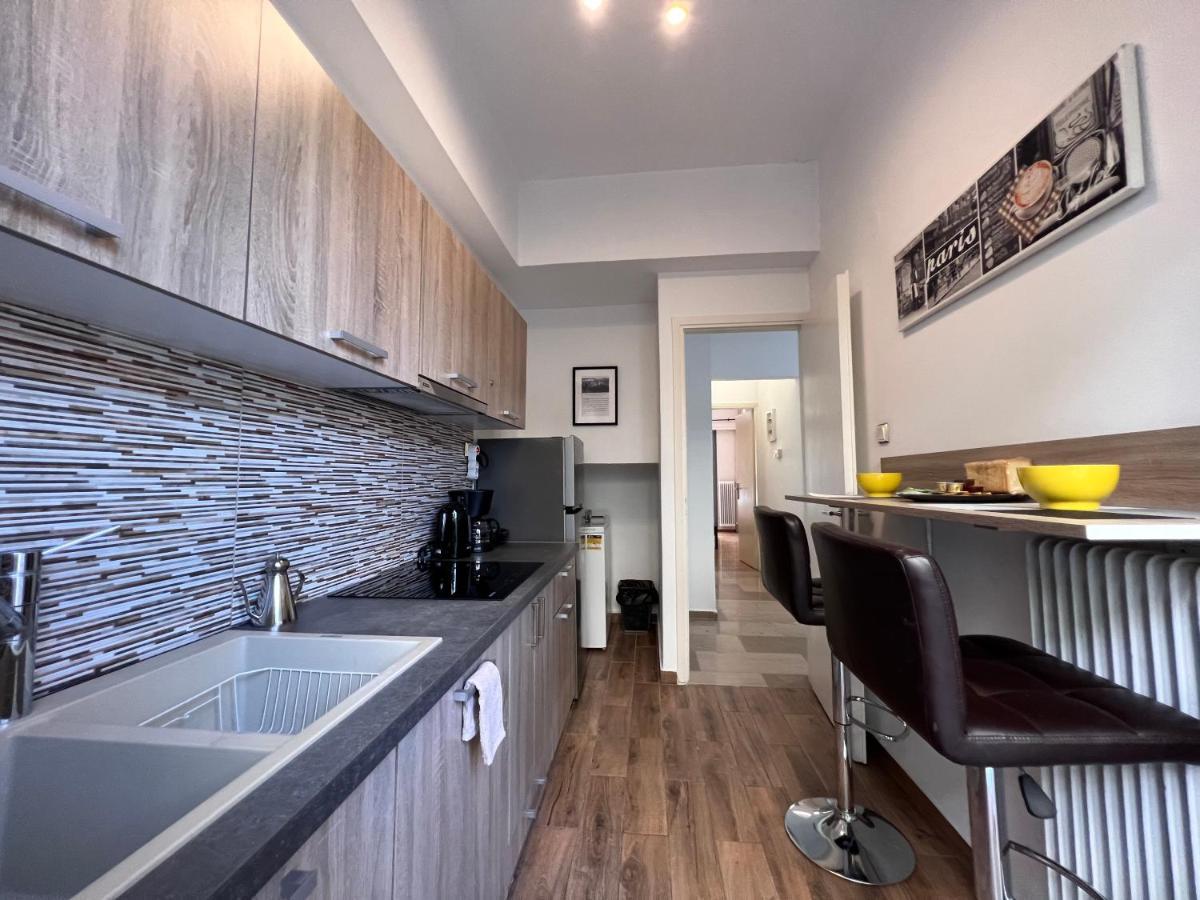 Modern & Cozy 51Sqm Apt In Thisseio Athen Eksteriør bilde